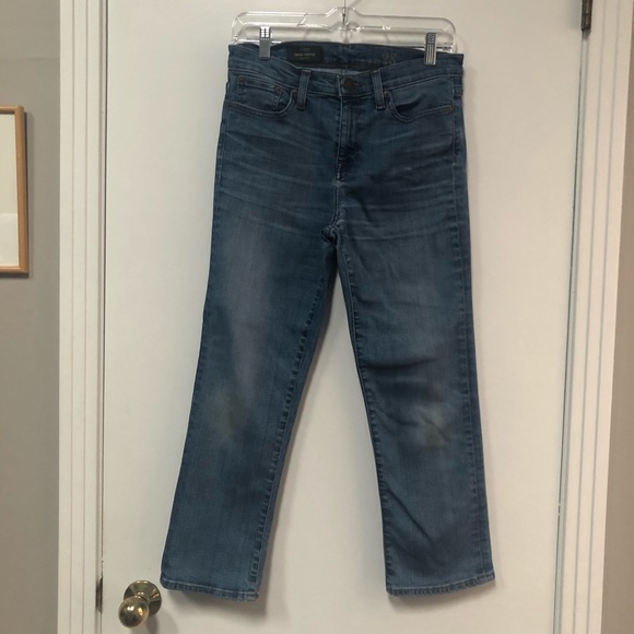 J.Crew vintage cropped jean in size 28, 9 1/2 inch rise. Light distressing. - Picture 1 of 7